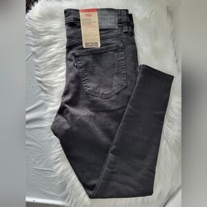 NEW Levi 720 Stylish Women  Black Jeans Size 31x28